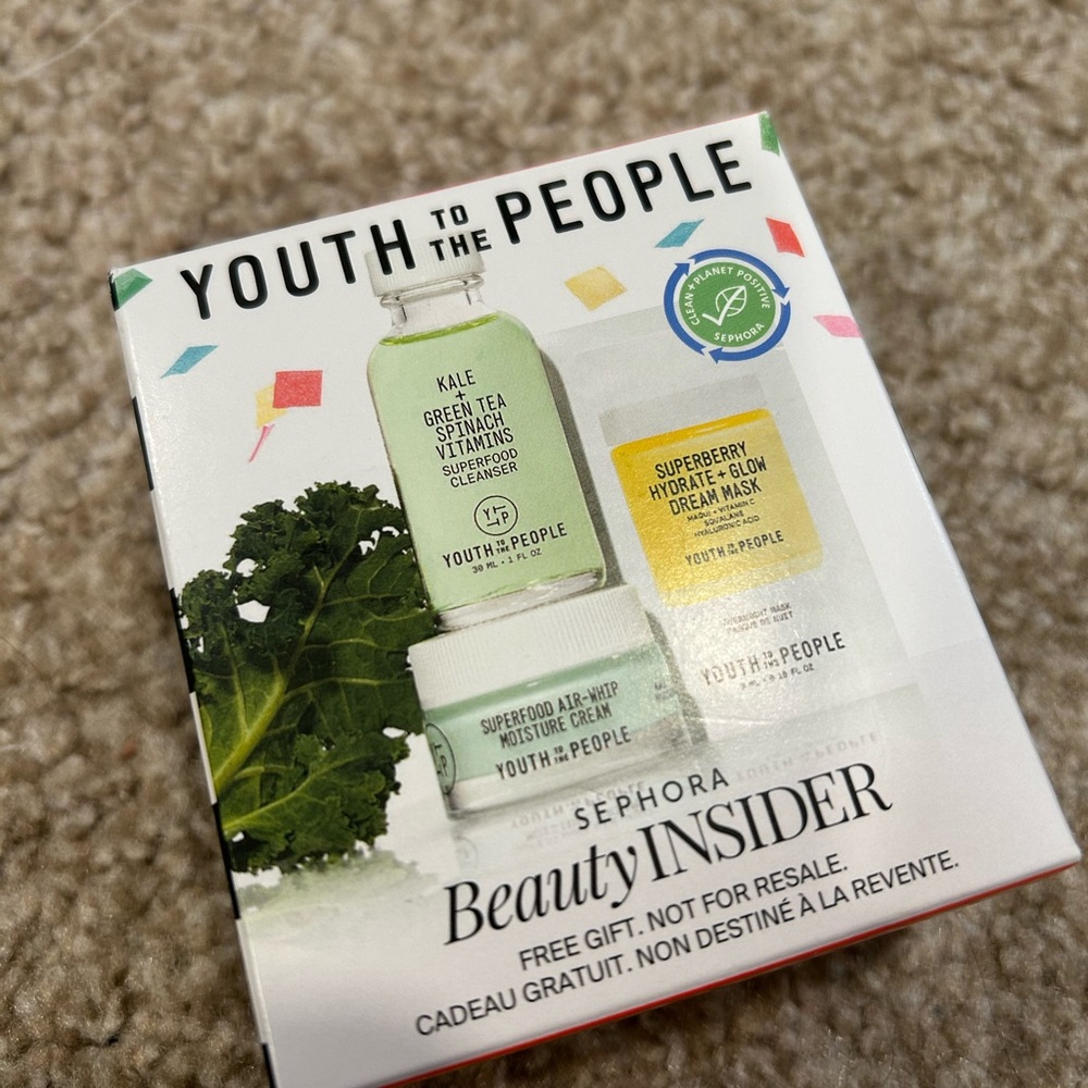 Youth to the People Skincare Set